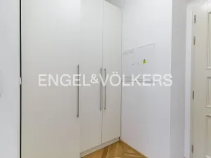 Pronájem bytu 1+kk, Praha - Žižkov, Seifertova, 32 m2