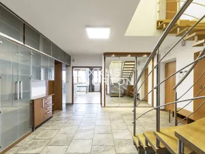 Pronájem bytu 6+kk a větší, Praha - Smíchov, Pod Hybšmankou, 175 m2