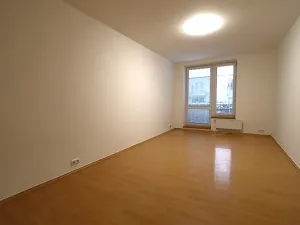 Prodej bytu 2+kk, Zlín, Na Honech I, 56 m2