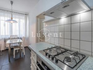 Pronájem bytu 3+1, Praha - Vinohrady, náměstí Míru, 85 m2