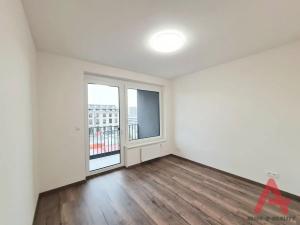 Pronájem bytu 2+kk, Praha - Vysočany, Kolbenova, 55 m2