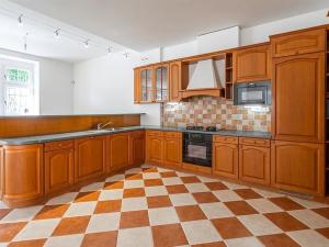 Pronájem bytu 5+kk, Praha - Smíchov, U Plátenice, 226 m2