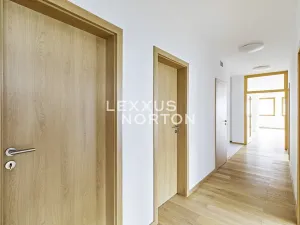 Pronájem bytu 4+kk, Praha - Vokovice, Skotská, 154 m2