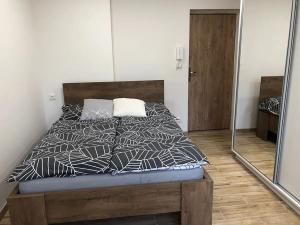 Pronájem bytu 1+kk, Zlín, Štefánikova, 22 m2