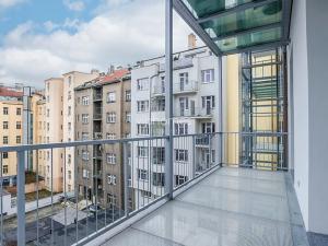 Pronájem bytu 2+kk, Praha - Vinohrady, Laubova, 72 m2