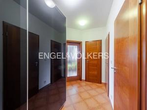 Pronájem bytu 2+kk, Praha - Řeporyje, Dělená, 58 m2