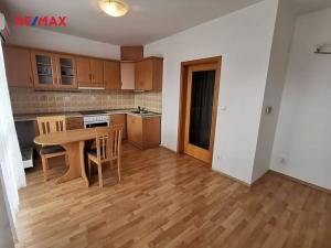 Pronájem bytu 2+kk, Poděbrady, Hakenova, 43 m2