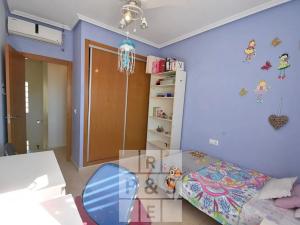 Prodej rodinného domu, Torrevieja, Španělsko, Calle Meridiano, 232 m2