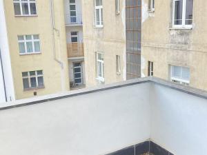 Pronájem bytu 2+kk, Praha - Košíře, Plzeňská, 37 m2