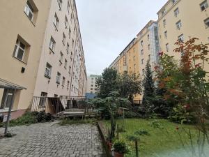 Prodej bytu 2+kk, Praha - Košíře, Vrchlického, 48 m2