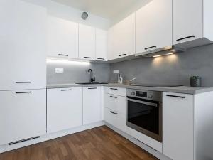 Prodej bytu 2+kk, Praha - Hlubočepy, Wassermannova, 48 m2