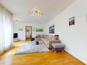 Prodej bytu 3+kk, Karlovy Vary, Libušina, 94 m2