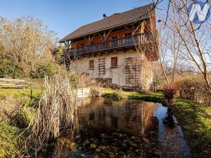 Prodej rodinného domu, Vlachovo Březí, 572 m2