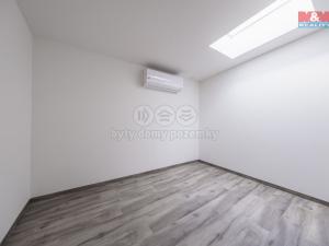 Pronájem bytu 4+kk, Sulice - Želivec, Rovná, 101 m2