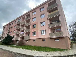 Prodej bytu 2+1, Hrádek, Ke stadionu, 49 m2