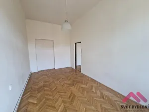 Pronájem bytu 3+kk, Praha - Karlín, Sokolovská, 76 m2