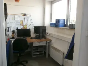 Pronájem výrobních prostor, Vráto, 1000 m2