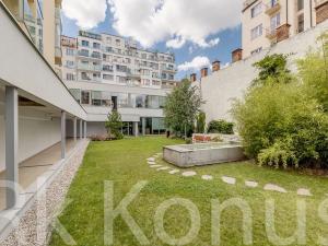 Pronájem bytu 2+kk, Praha - Holešovice, Komunardů, 56 m2