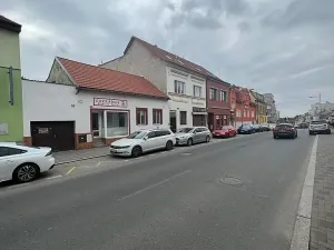 Pronájem obchodního prostoru, Čelákovice, Masarykova, 111 m2