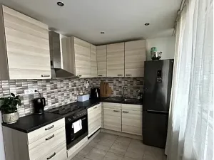 Prodej bytu 3+kk, Praha - Horní Počernice, Běluňská, 74 m2