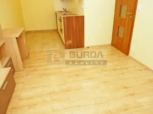 Pronájem bytu 2+kk, Neratovice, 40 m2