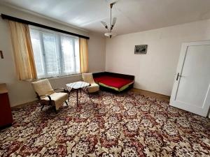 Prodej rodinného domu, Rybitví, Masarykova, 180 m2