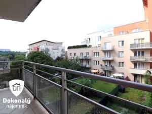 Pronájem bytu 1+kk, Praha - Záběhlice, Velenovského, 29 m2