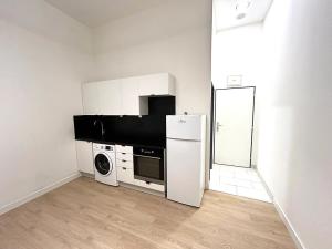 Pronájem bytu 1+kk, Praha - Hloubětín, Poděbradská, 27 m2