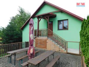 Prodej ubytování, Březí, Na štěrkách, 208 m2