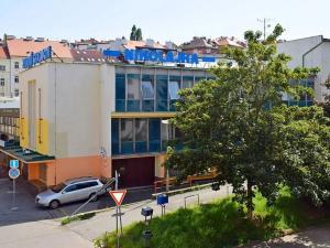 Pronájem bytu 3+kk, Praha - Smíchov, Ostrovského, 68 m2