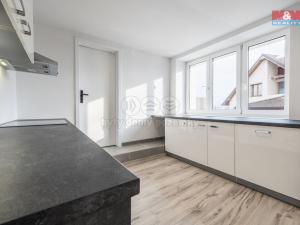 Pronájem bytu 4+kk, Sedlčany, Nademlýnská, 90 m2