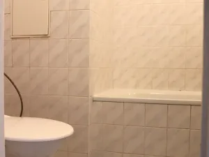 Pronájem bytu 2+kk, Praha - Záběhlice, Jabloňová, 36 m2