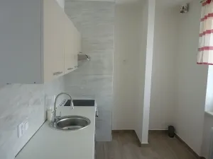 Pronájem bytu 2+1, Třebíč, Dělnické nám., 55 m2