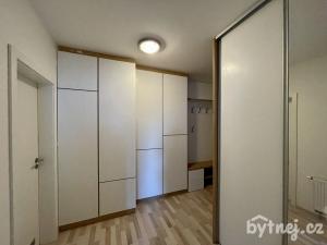 Pronájem bytu 2+kk, Slatina, 52 m2