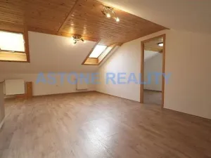 Pronájem bytu 2+kk, Praha - Satalice, Bošínská, 65 m2