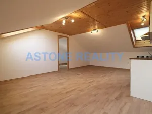 Pronájem bytu 2+kk, Praha - Satalice, Bošínská, 65 m2