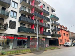 Pronájem garážového stání, Brno, U Červeného mlýna, 16 m2