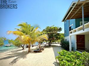 Prodej rodinného domu, Camp Bay, José Santos Guardiola, Honduras, 511 m2