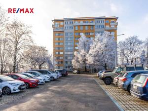 Prodej bytu 3+kk, Praha - Prosek, Pískovcová, 74 m2