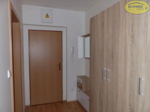 Pronájem bytu 1+kk, Kroměříž, Riegrovo náměstí, 38 m2