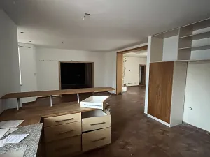 Prodej rodinného domu, Huzová, 290 m2