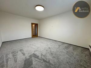 Pronájem bytu 3+kk, Praha - Kbely, Svijanská, 67 m2