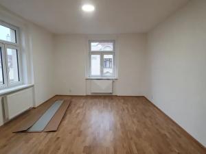 Pronájem bytu 3+kk, Praha - Holešovice, Komunardů, 79 m2