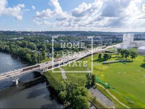 Prodej bytu 2+kk, Praha - Holešovice, Komunardů, 57 m2