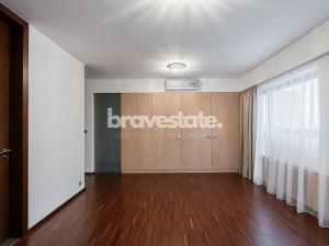 Pronájem bytu 6+kk a větší, Praha - Podolí, V rovinách, 311 m2