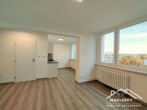 Pronájem bytu 1+kk, Kolín, Rimavské Soboty, 30 m2