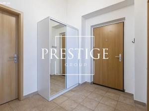 Pronájem bytu 2+kk, Praha - Libeň, Světova, 61 m2