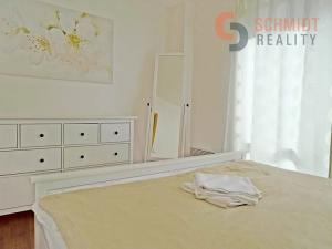 Prodej apartmánu, Lednice, Sídl. Osvobození, 30 m2