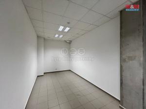 Pronájem skladu, Nupaky, Komerční, 400 m2