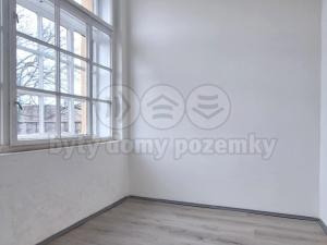 Pronájem bytu 2+1, Jaroměř - Pražské Předměstí, Národní, 52 m2